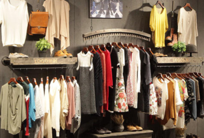 ### 服裝百貨大超市加盟:雙贏機遇,共創財富藍海 -- 您的創業黃金選擇
